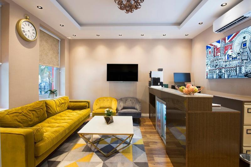 Oyo Townhouse 30 Sussex Hotel, London Paddington Dış mekan fotoğraf