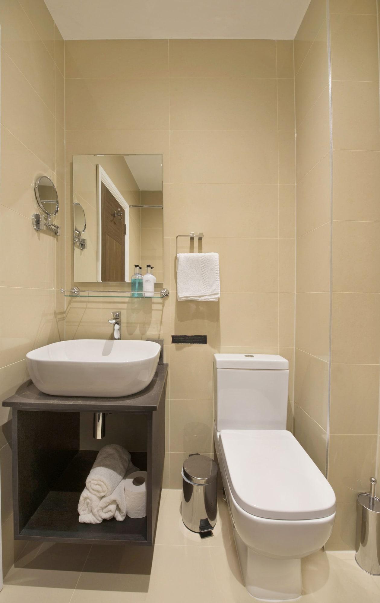 Oyo Townhouse 30 Sussex Hotel, London Paddington Dış mekan fotoğraf