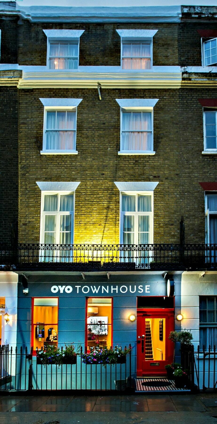 Oyo Townhouse 30 Sussex Hotel, London Paddington Dış mekan fotoğraf